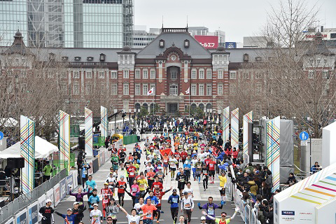 도쿄 마라톤 2018의 사진