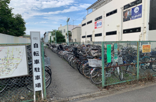 自転車駐車場の写真1